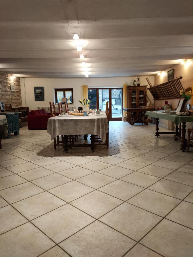 Bed and Breakfast La Ferme Du Grand Faubourg Pont-de-Vaux Exterior foto