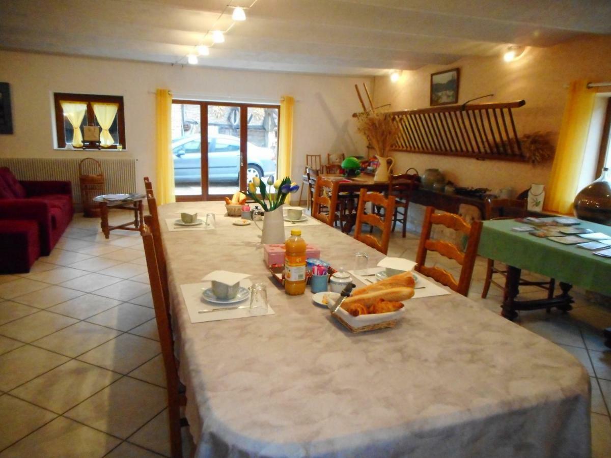 Bed and Breakfast La Ferme Du Grand Faubourg Pont-de-Vaux Exterior foto